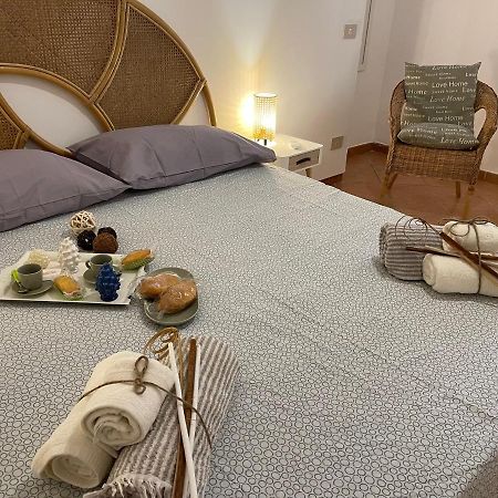 Casa Vacanze Baglio Barcellona Mondello Palermo Eksteriør billede